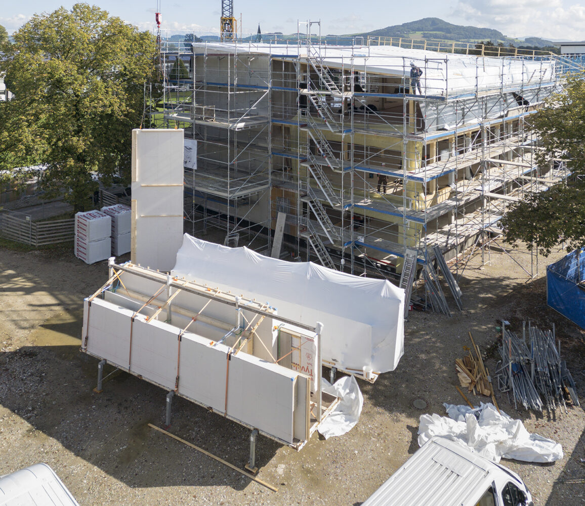 Die Holzbauarbeiten der Mittelschule in Freilassing – drei Videos